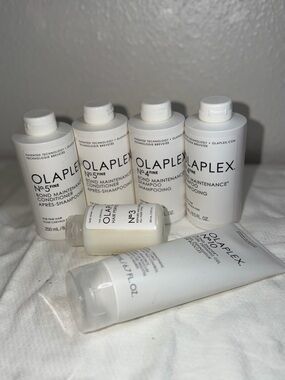 OLAPLEX White Travel Hair Repair Kit with Clear Bottle